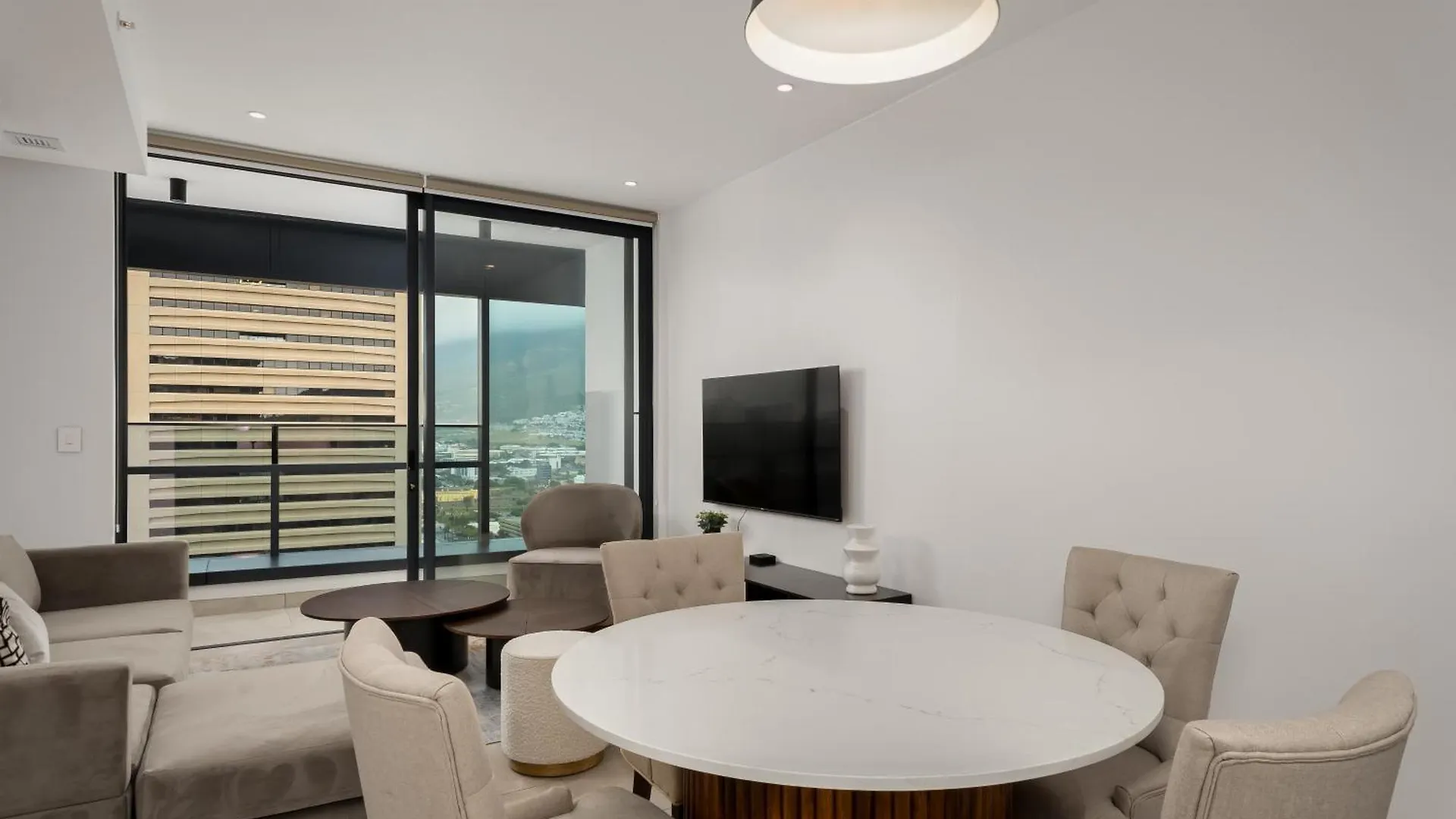 The Rubik Luxury Apartments Le Cap